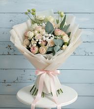 Букет цветов из:  Розы и Лизиантусы в Ближне-Песочном