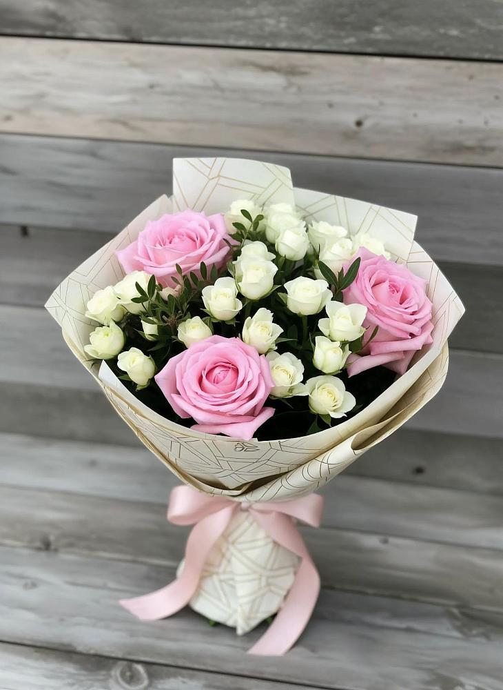Букет цветов из: Розы в Ближне-Песочном