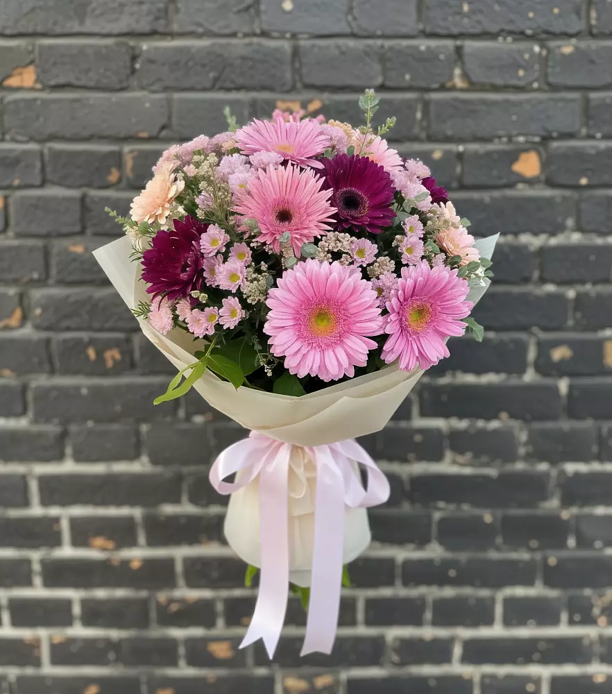 Букет цветов из: Герберы и Хризантемы в Ближне-Песочном