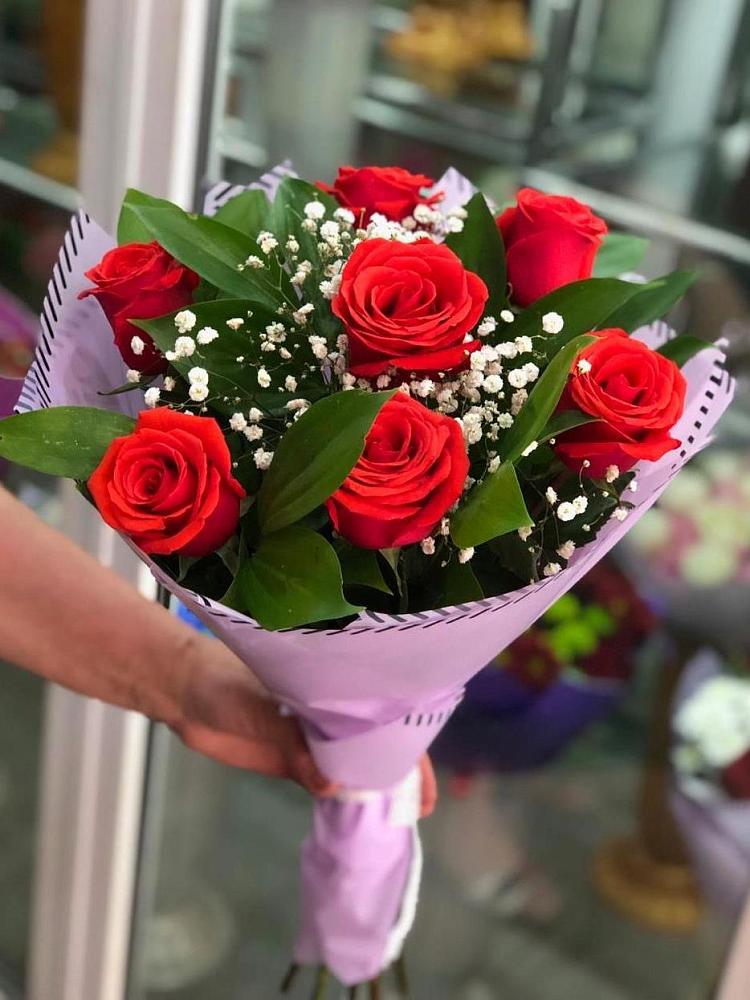 Букет цветов из: Розы в Ближне-Песочном