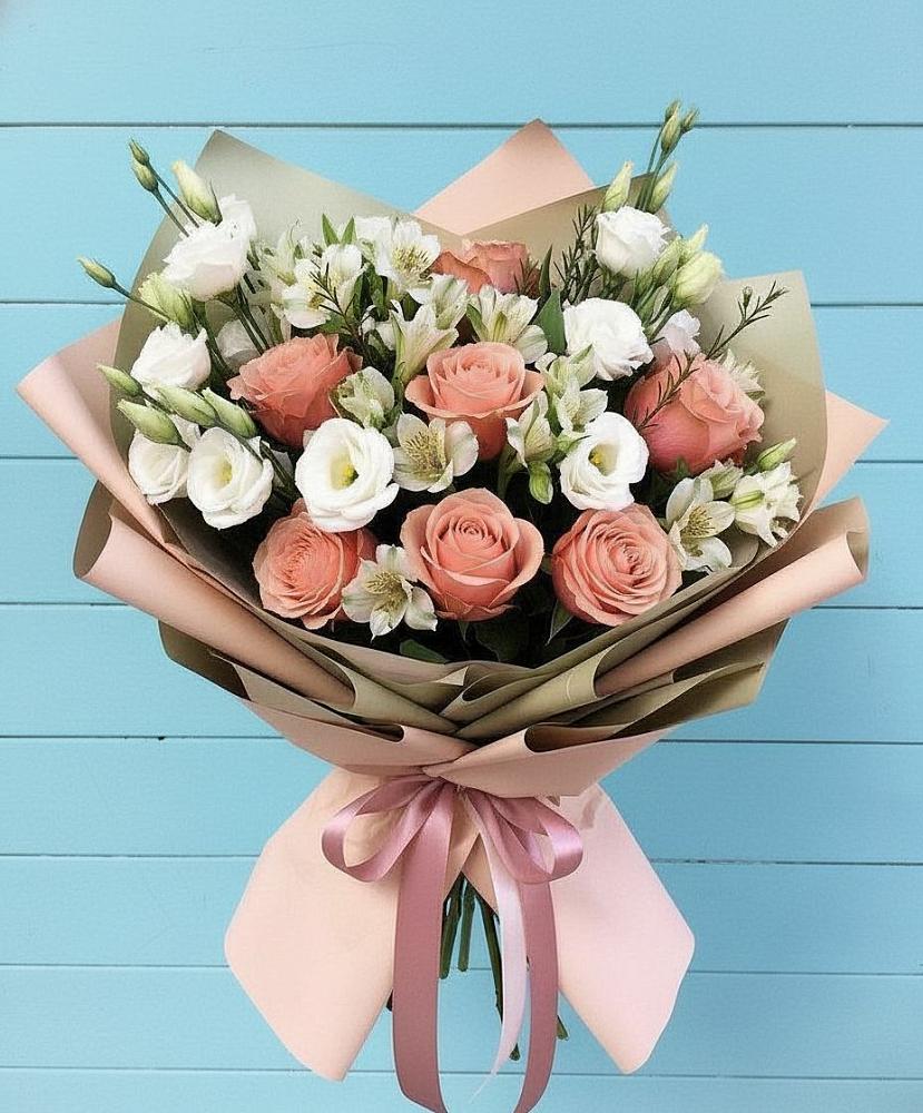 Букет цветов из: Розы, Альстромерии и Лизиантусы в Ближне-Песочном