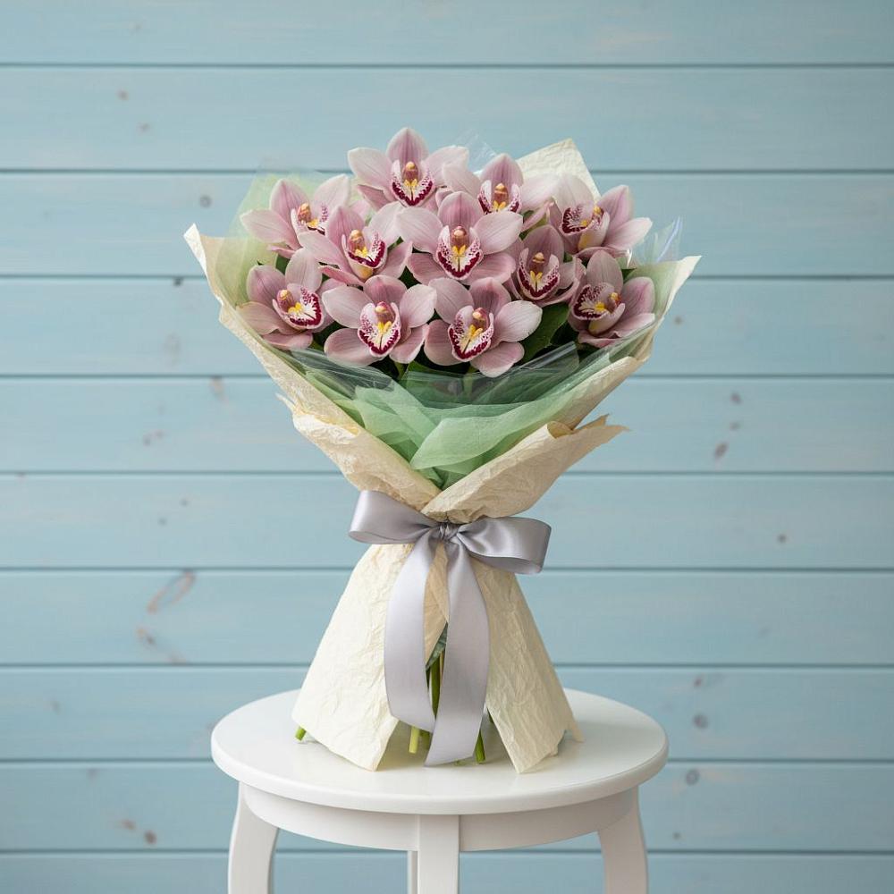 Букет цветов из: Орхидеи и Розы в Ближне-Песочном