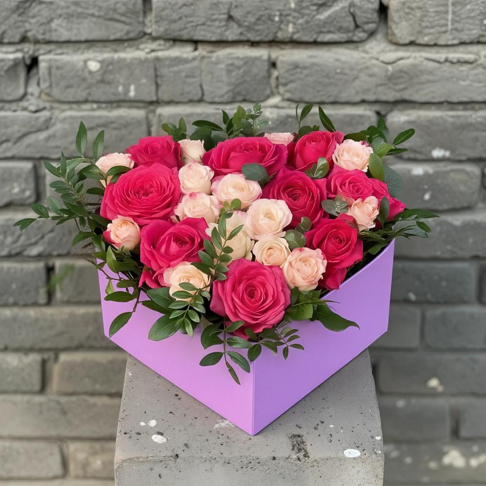 Цветочная композиция из Розы в коробке в Ближне-Песочном