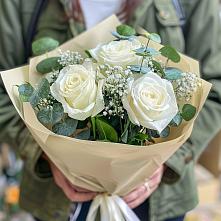 Букет цветов из:  Розы в Ближне-Песочном