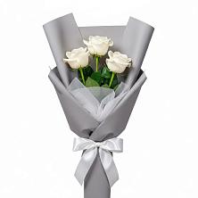 Букет 3 белые розы в Ближне-Песочном
