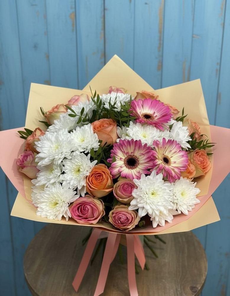 Букет цветов из: Розы, Герберы и Хризантемы в Ближне-Песочном