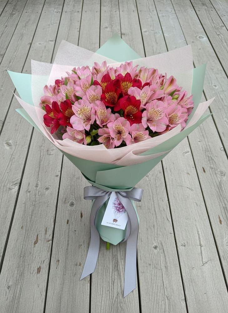 Букет цветов из: Альстромерии в Ближне-Песочном