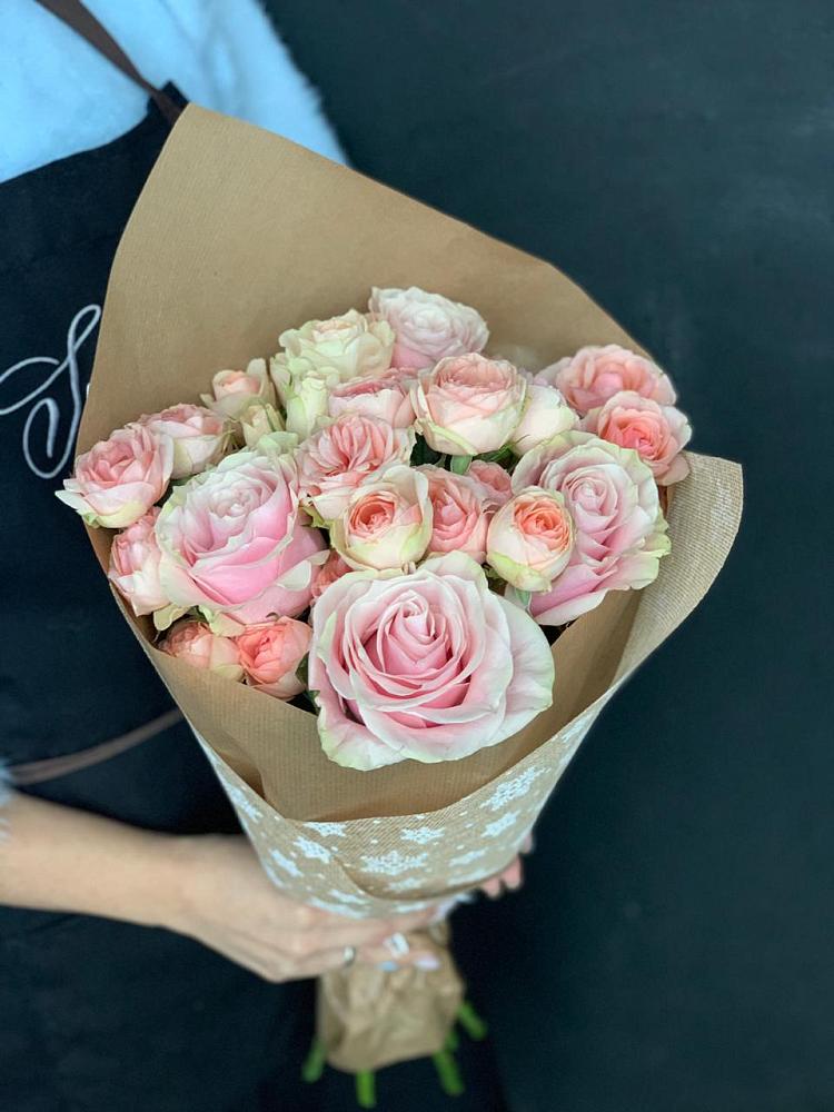 Букет цветов из: Хризантемы и Розы в Ближне-Песочном