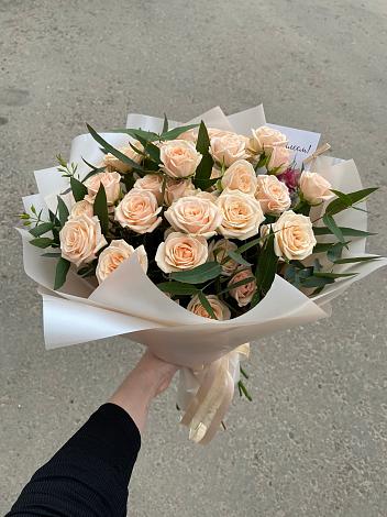 Букет Кремовые розы Латте в Ближне-Песочном
