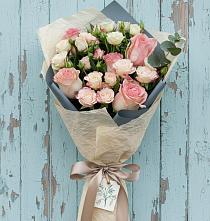 Букет цветов из:  Розы в Ближне-Песочном