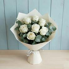Букет Белые розы в Эвкалипте в Ближне-Песочном