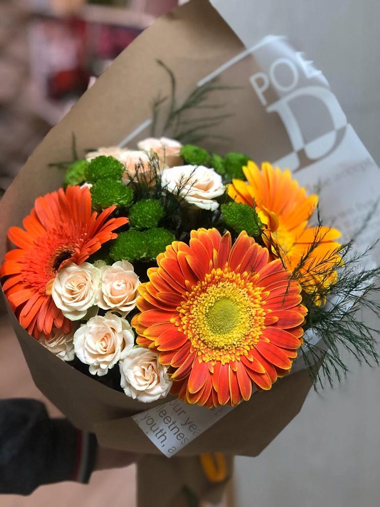 Букет цветов из: Герберы, Хризантемы и Розы в Ближне-Песочном